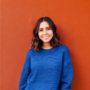 Meet Your Posher, Hayley!